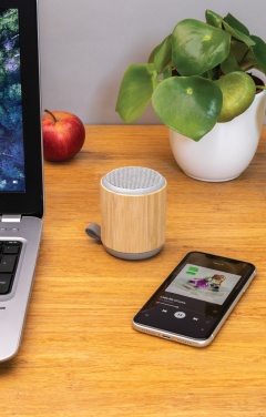Logo trade promotional merchandise picture of: Bamboo and fabric 3W wireless speaker
